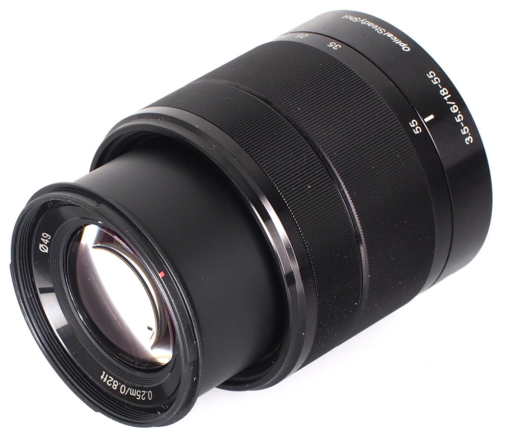 Sony 1855mm f/3.55.6 OSS Images