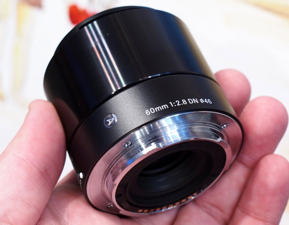 Sigma 60mm f/2.8 DN HandsOn Preview ePHOTOzine
