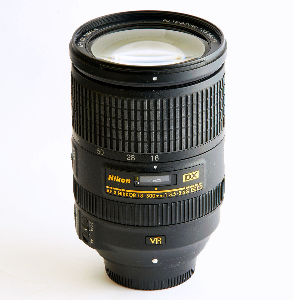 Nikon AF-S DX Nikkor 18-300mm f/3.5-5.6G ED VR Images