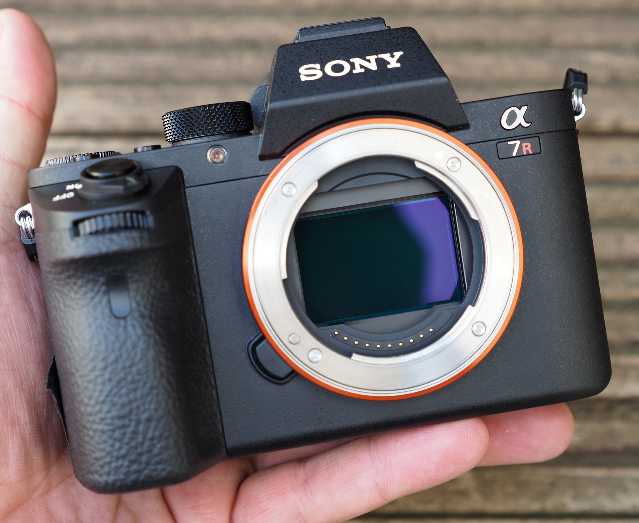 Sony Alpha A7R Mark II Hands-On Preview | ePHOTOzine