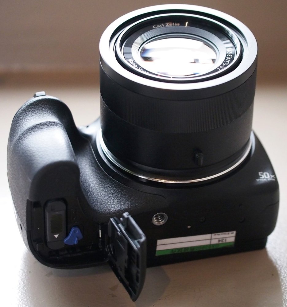 Sony Cybershot HX400V HandsOn Preview ePHOTOzine