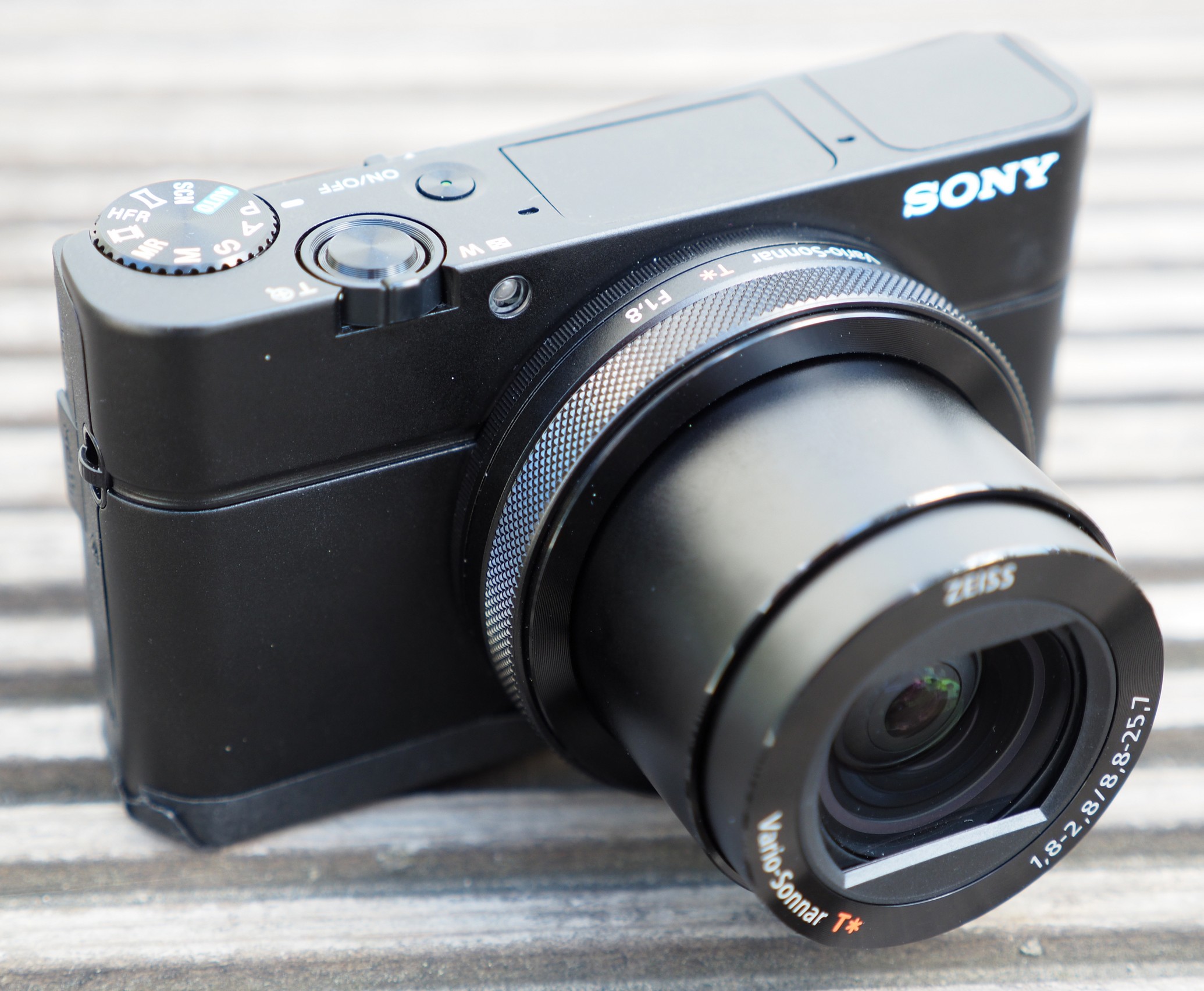 Sony Cyber-shot RX100 IV Hands-On | ePHOTOzine