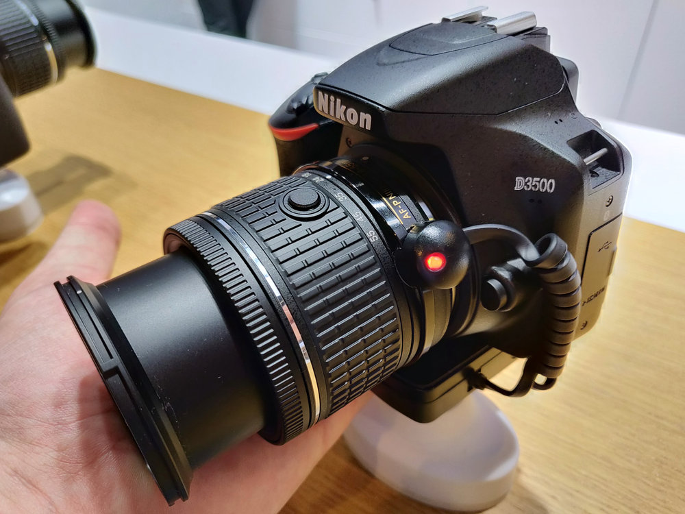 nikon d3500 weight