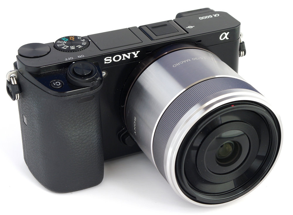 Sony E 30mm f/3.5 Macro SEL30M35 Images