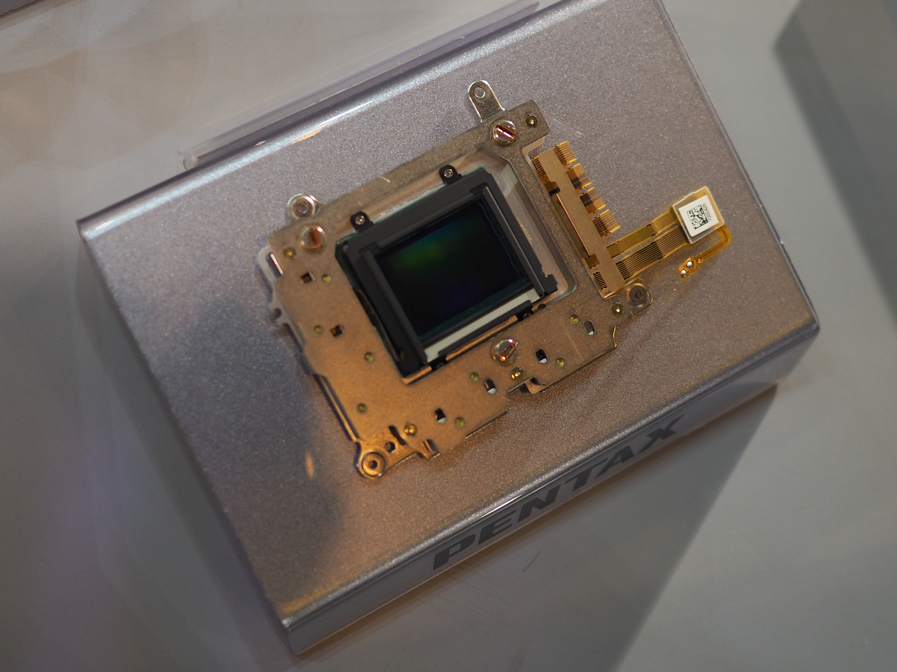 See Inside The Pentax KP DSLR