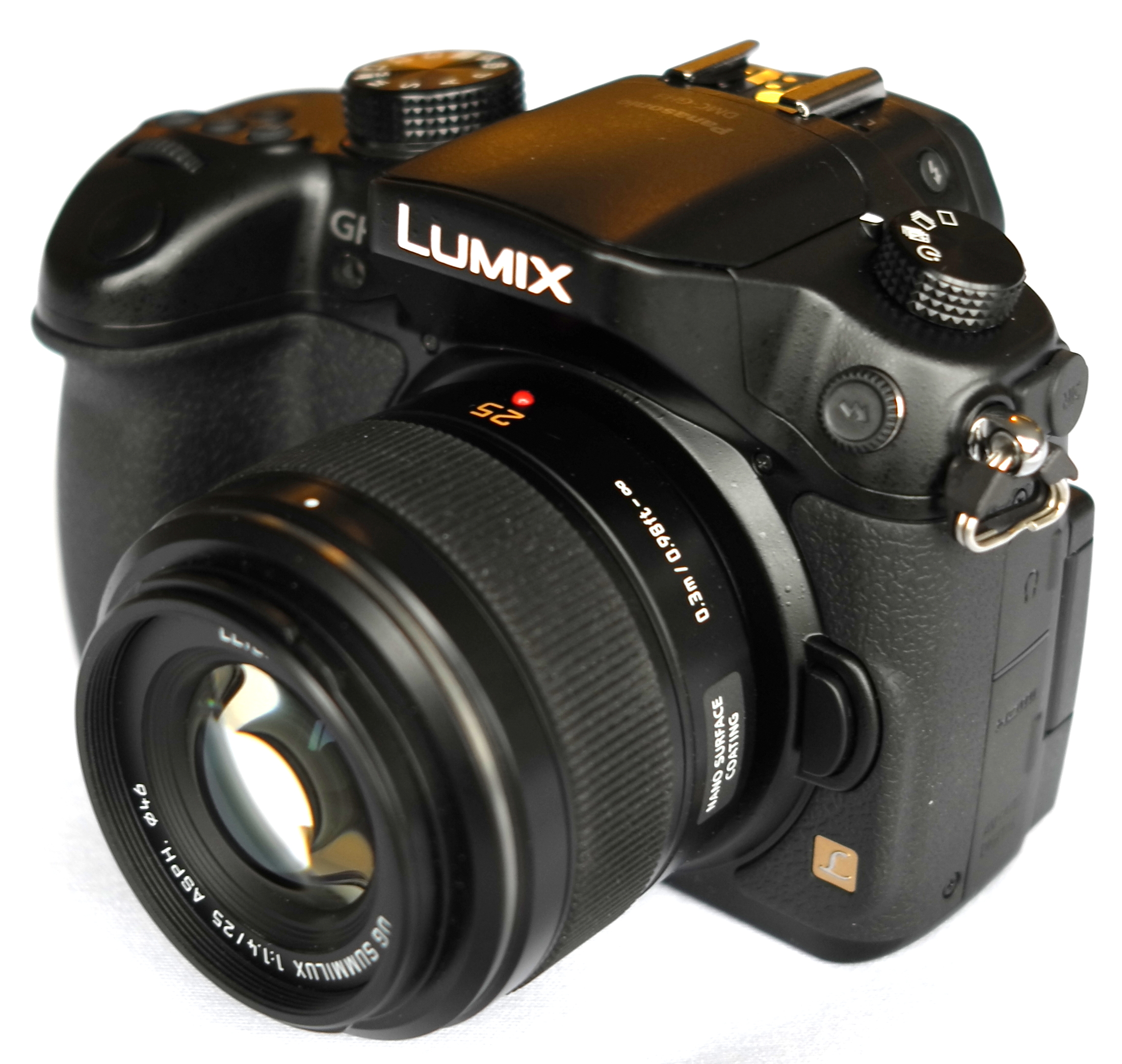 Panasonic Lumix GH3 HandsOn Preview ePHOTOzine