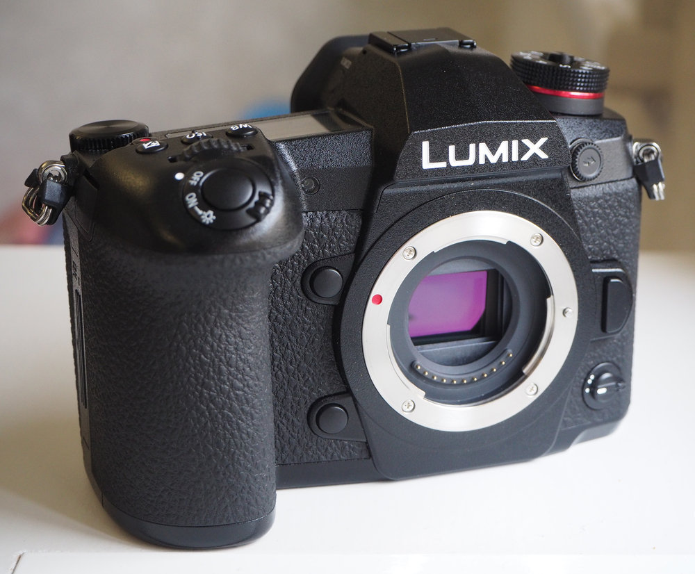 Panasonic Lumix G9 Images