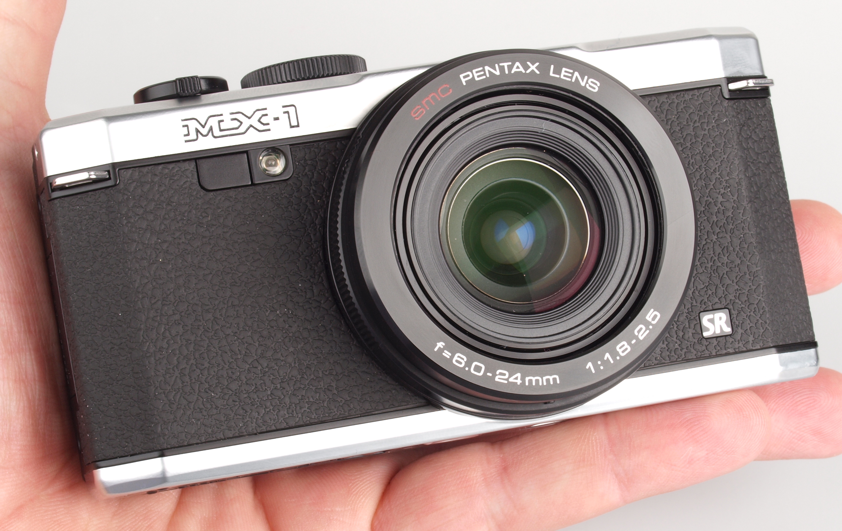 Pentax MX1 First HandsOn Preview ePHOTOzine