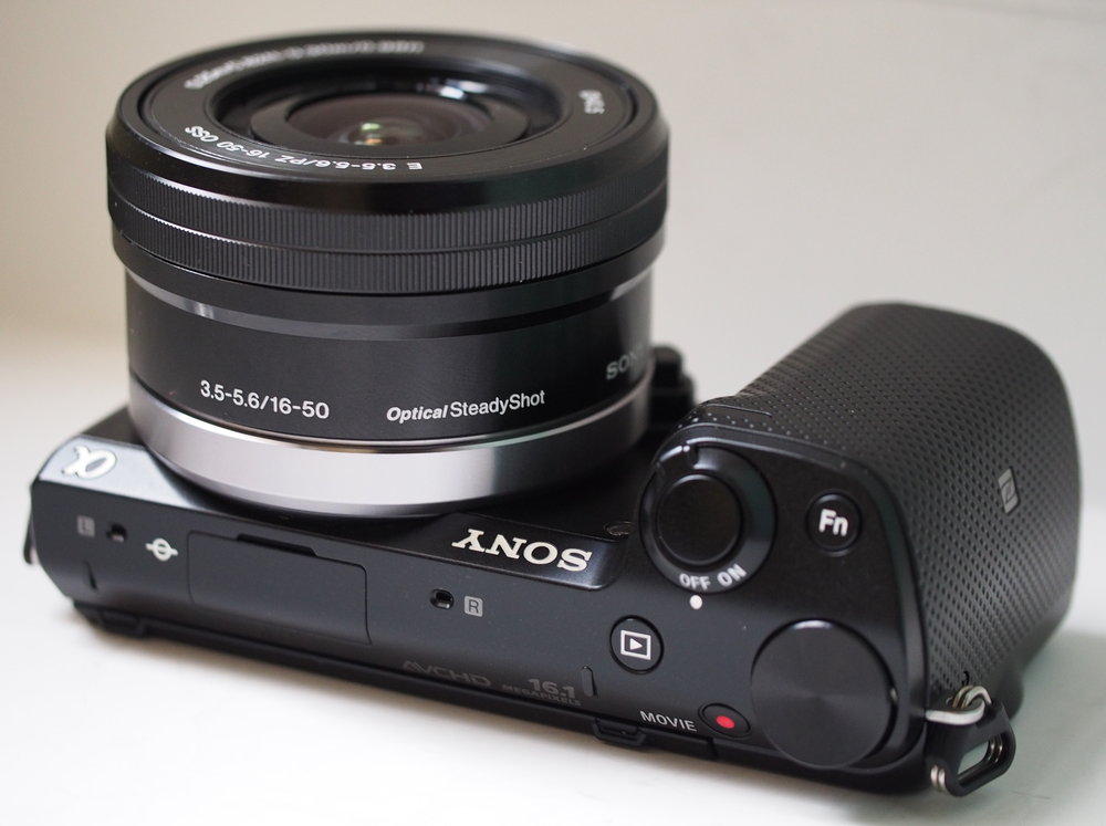 Sony NEX5T CSC HandsOn Preview ePHOTOzine