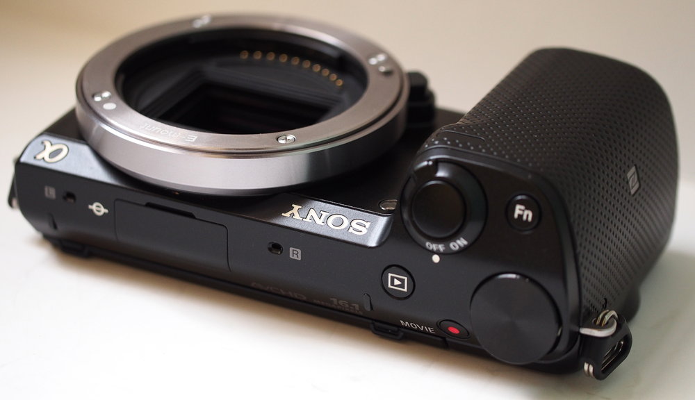 Sony NEX-5T CSC Hands-On Preview | ePHOTOzine