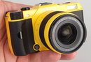 Pentax Q7 Yellow (2)