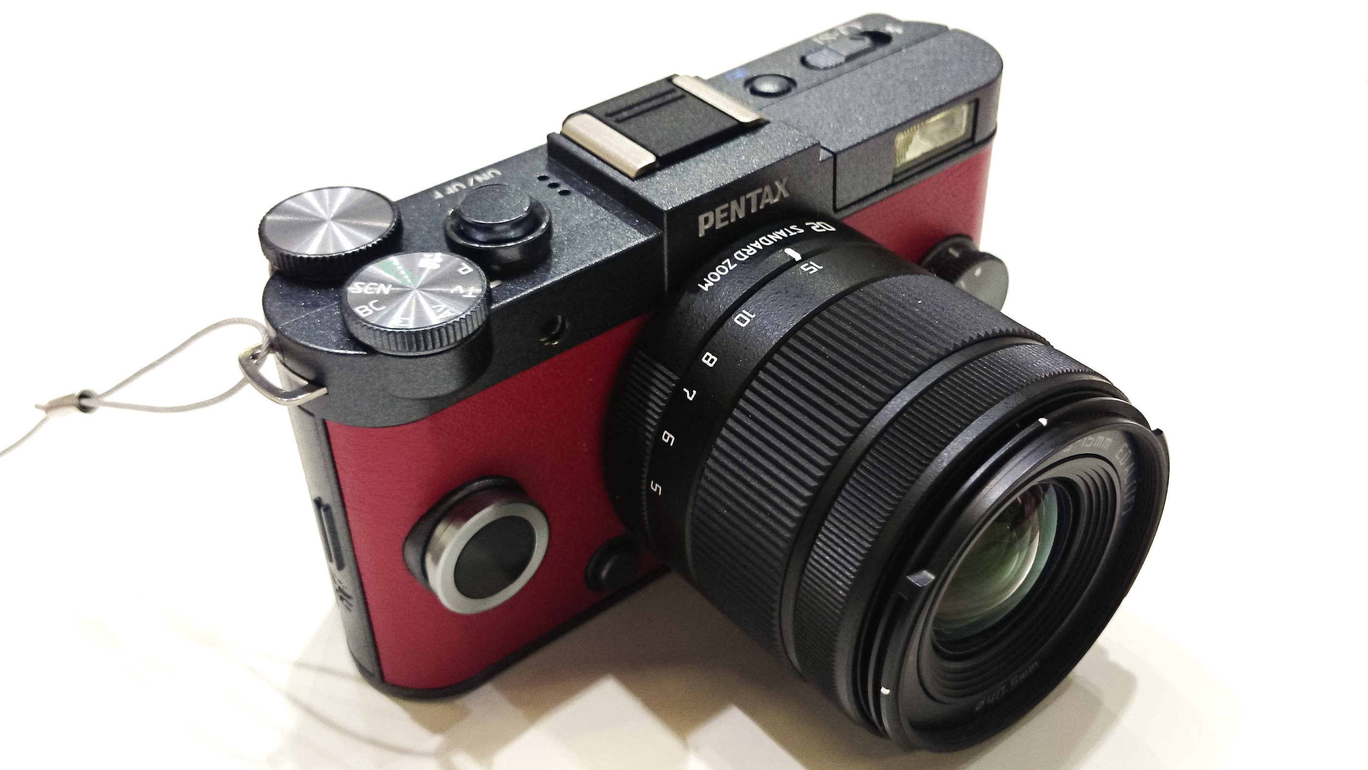 Pentax QS1 HandsOn Preview