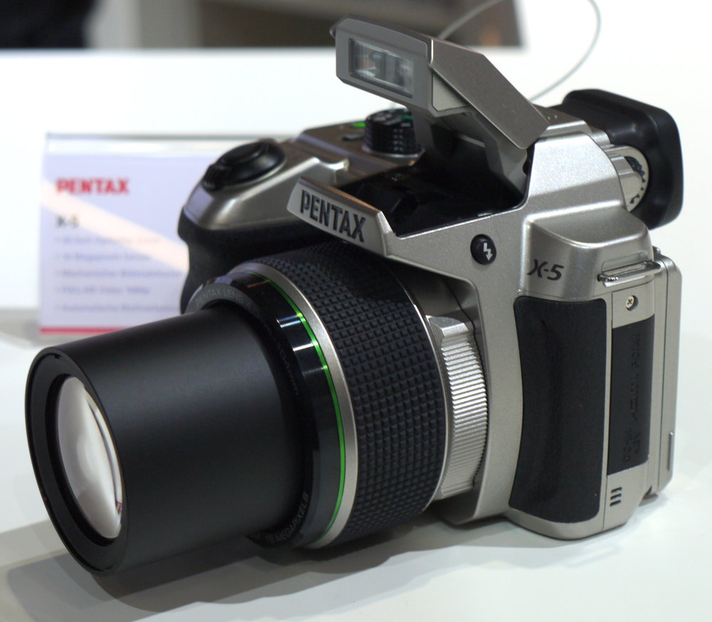 Pentax X5 HandsOn Preview ePHOTOzine